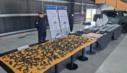 f648c082-54aa-4d6c-8ef8-db5a06a566fc