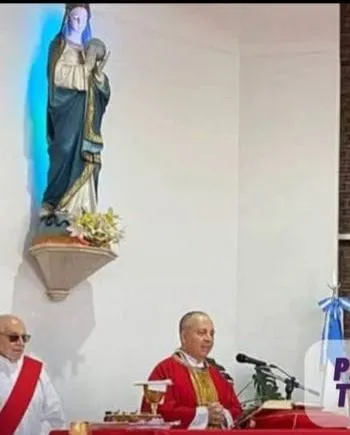 51e28acb-aa15-43c7-b0f5-832b46b00e85