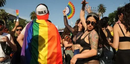 02c01d31-e007-4ad0-8f12-f16b69b34176