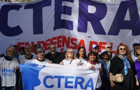 1df9839d-a0ed-40d6-ba4d-2140975198b3