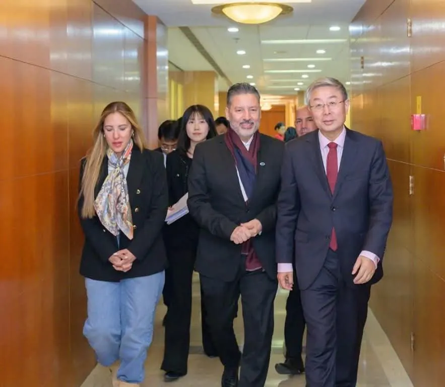 321e22d8-2fc8-4956-96d8-76254b5cea91