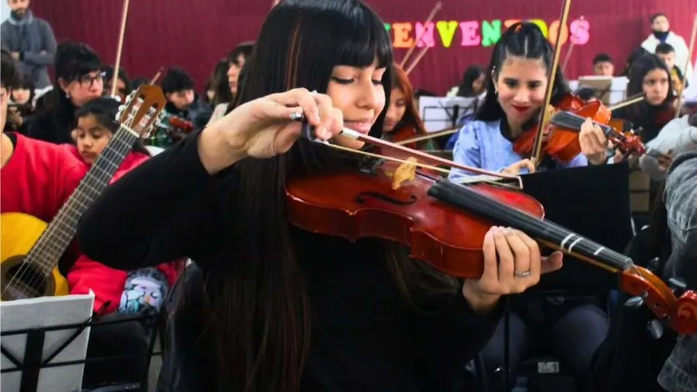 6892508979106_800_450_2x!