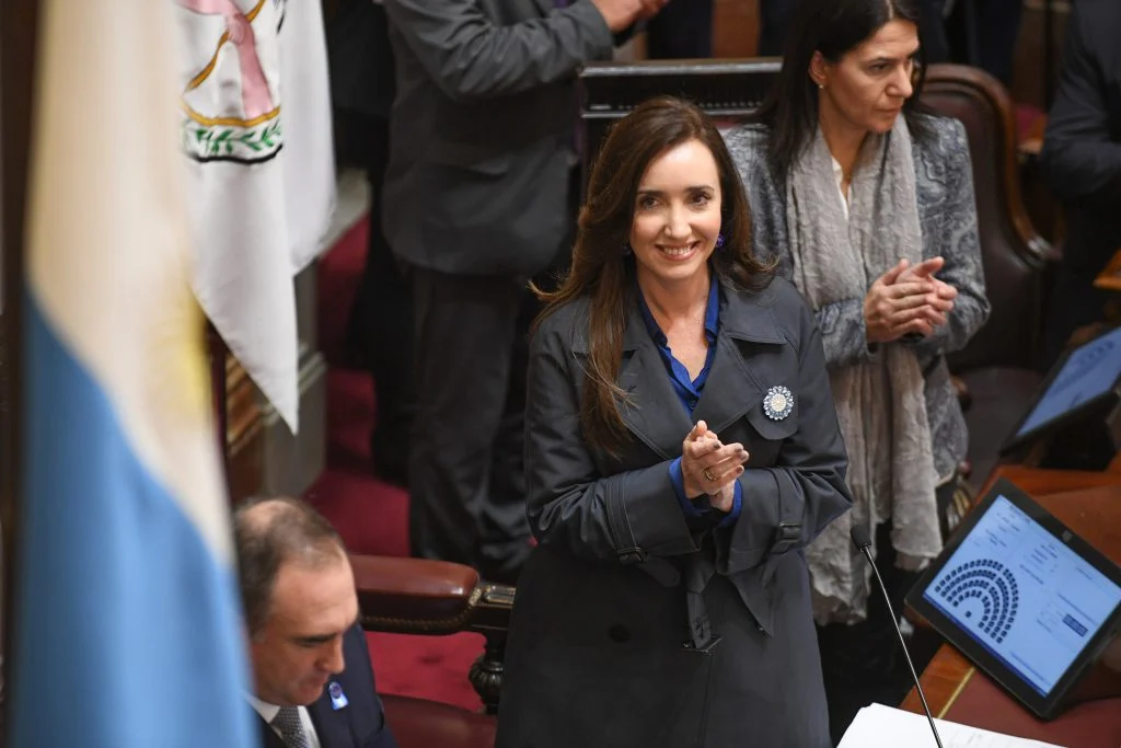 40612682-1024x683