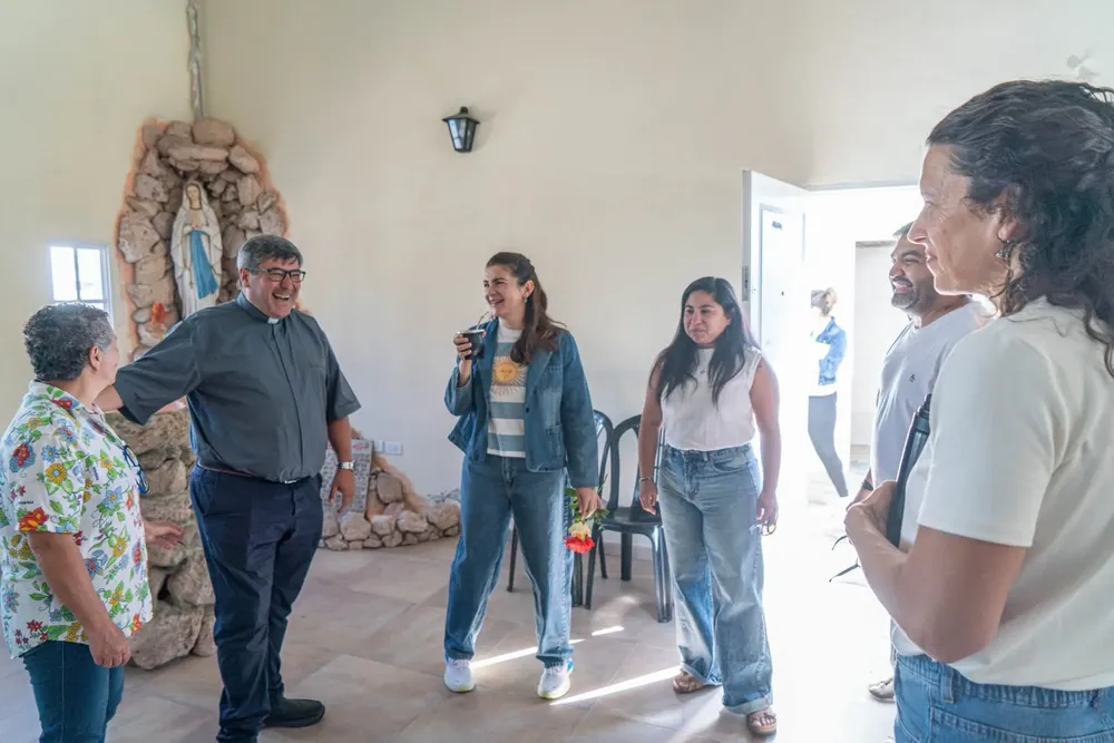 dbe7503f-7bf5-43e8-8777-a59f9a573181