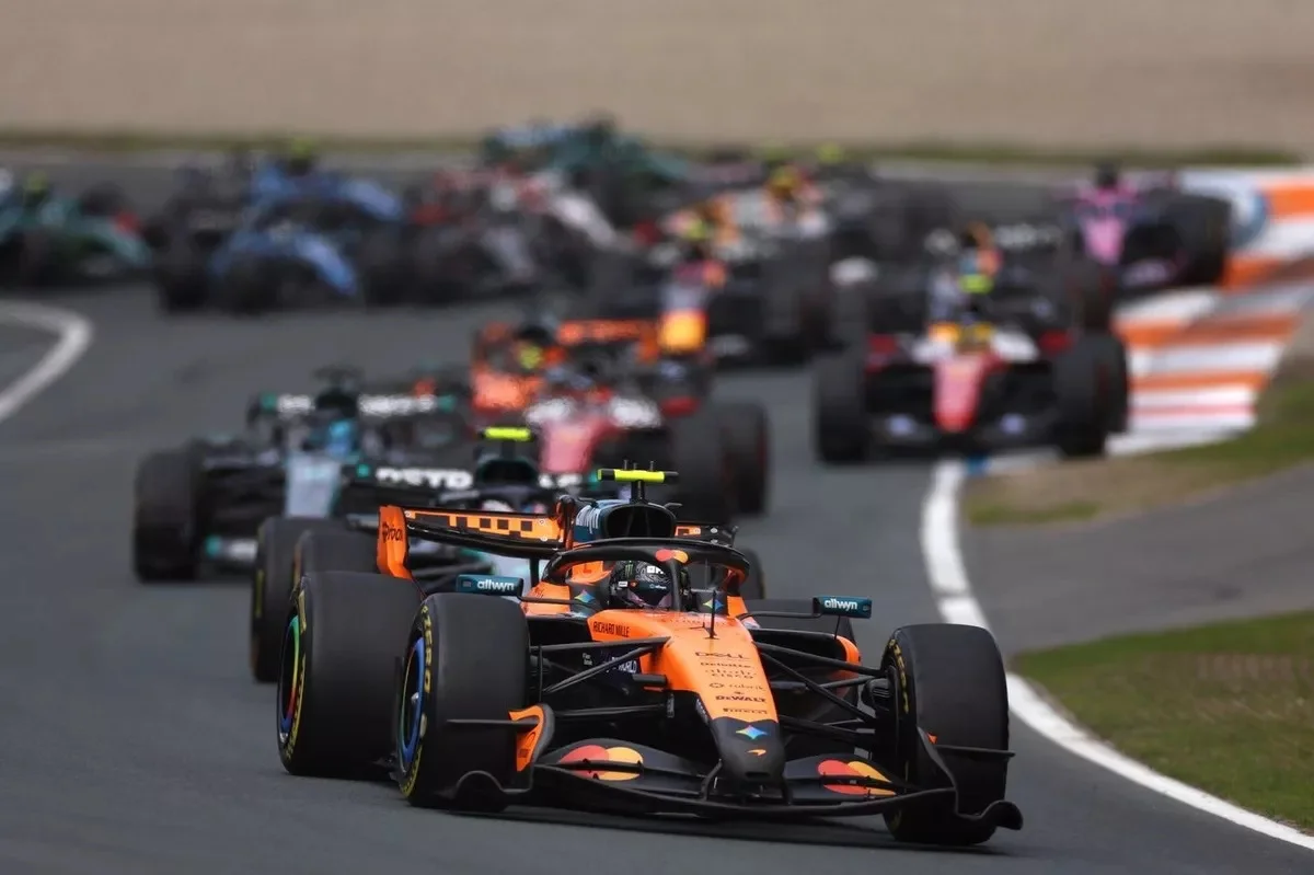 260823-Peloton-F1