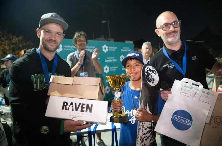 681bbc3a90428_715_472!