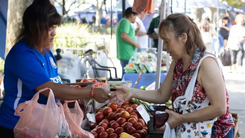 f43d429f-78c5-4885-b439-069ef17d9940 (1)