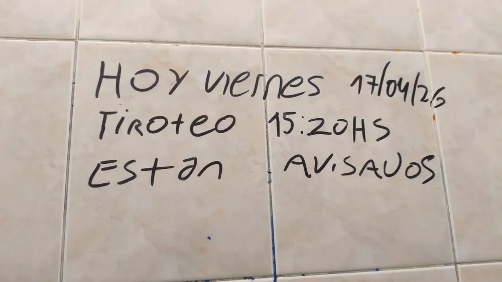 NOTAS AMEANAZAS ESCUELAS