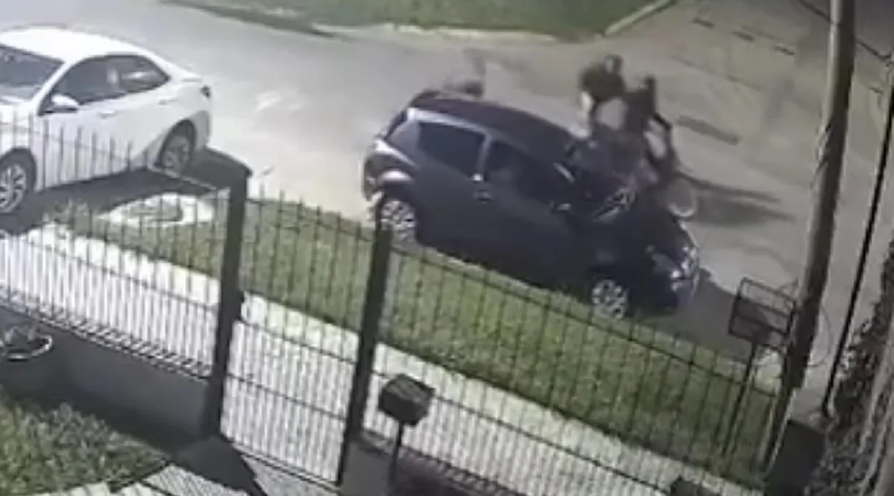 ac1afc87-7a2c-4318-9f72-2e1b7e7fa519