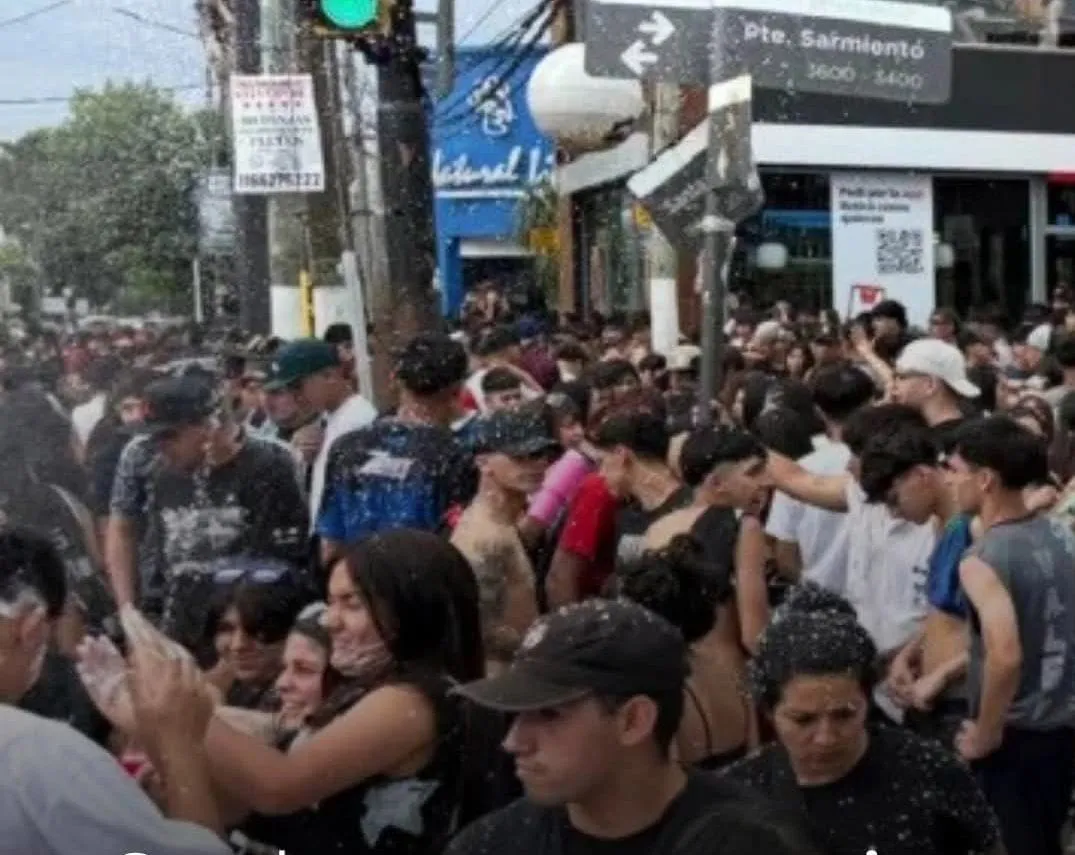 2e59b196-f037-4c1d-80fd-07d36b6097a6