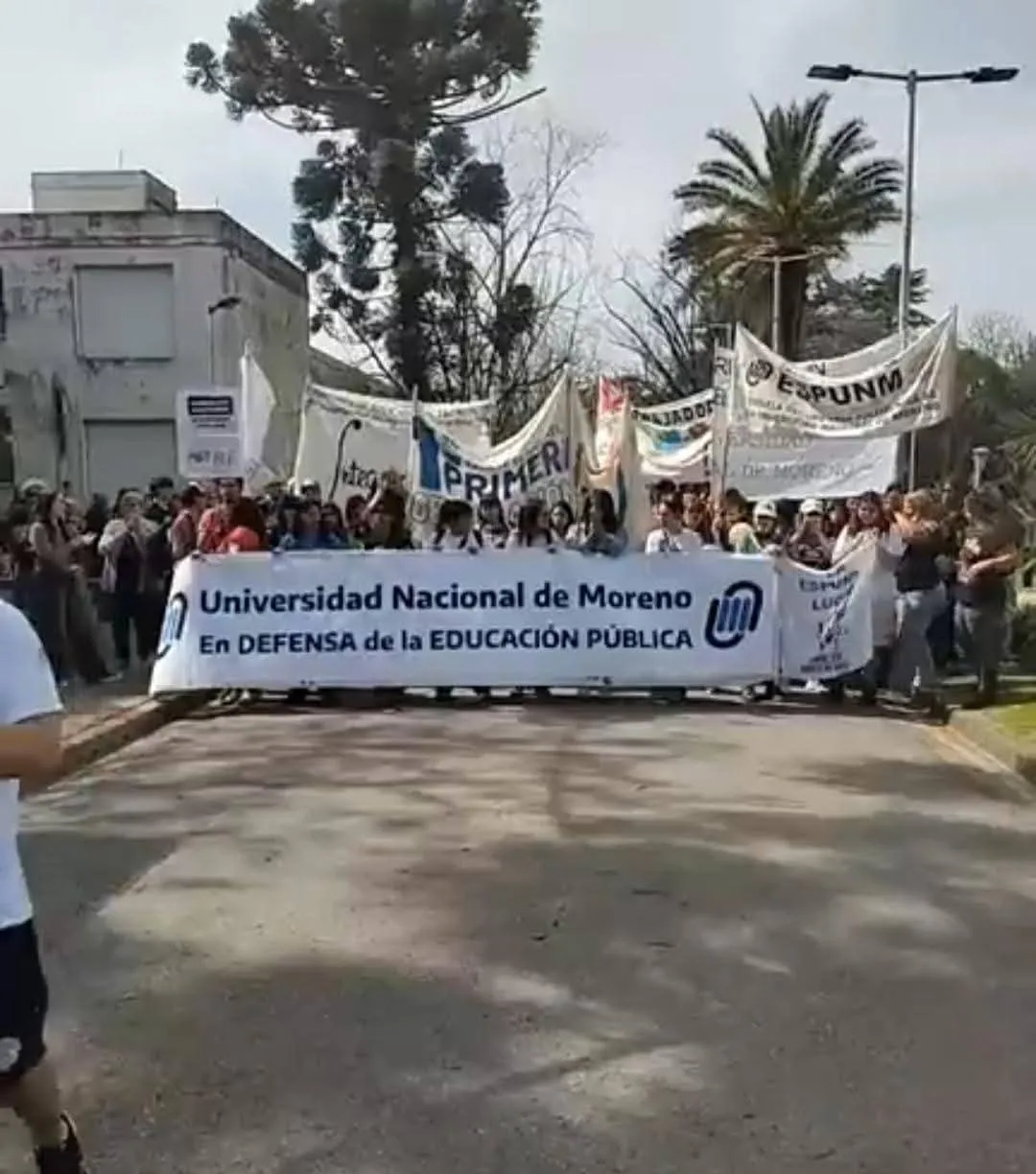 c7214e3b-fd6f-4e39-9c1a-958aab86a08b