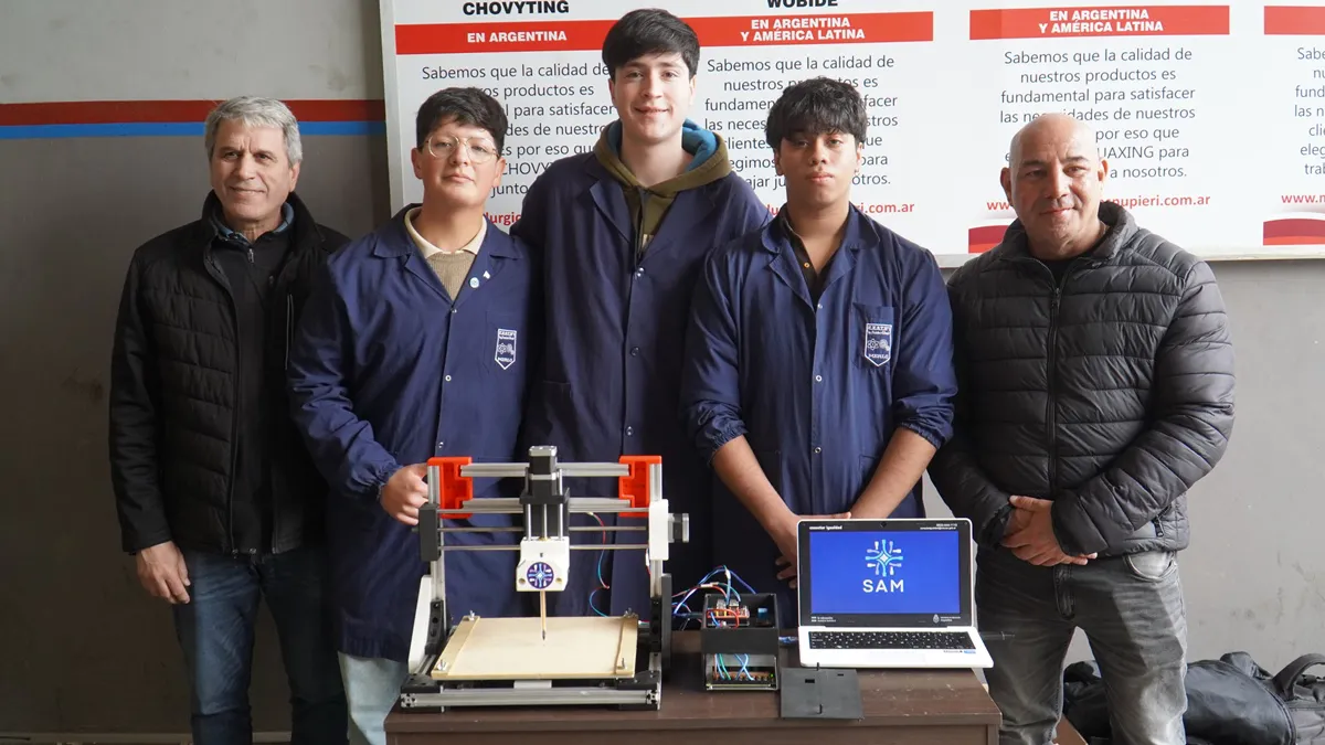 Estudiantes-merlenses-presentaron-proyectos-industriales-8