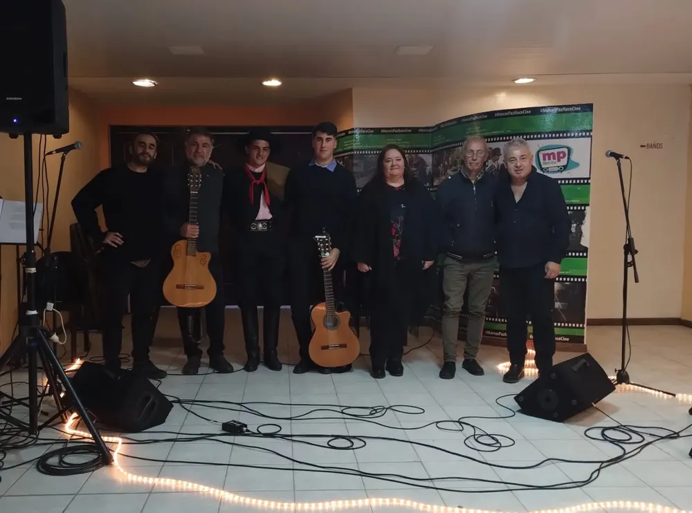 a8b09753-1c12-4b22-935e-2b71b4eeb04a