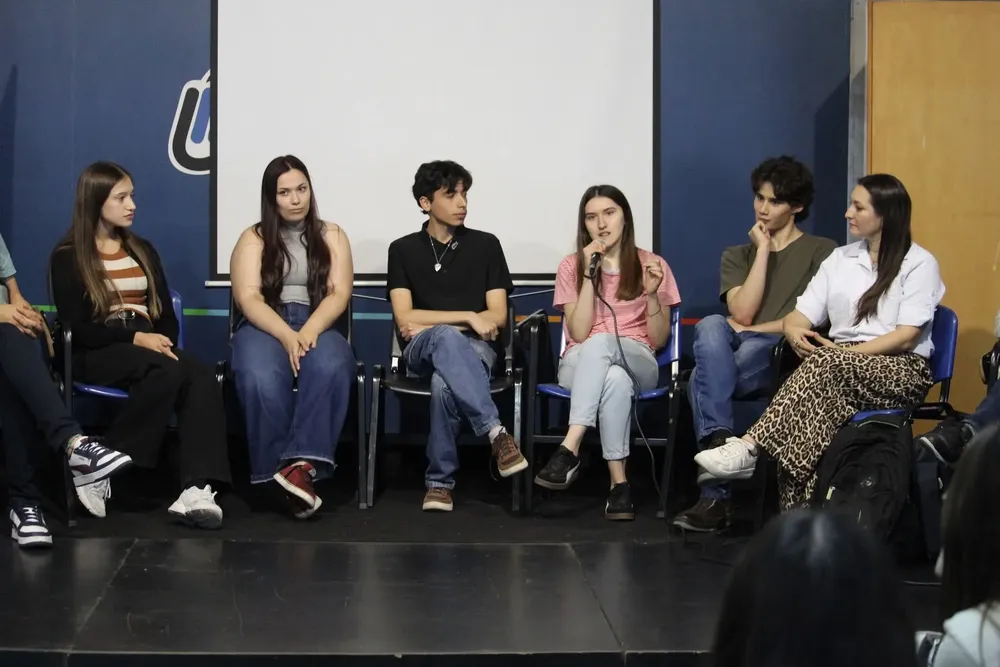 2607d03d-97f7-4262-a853-3c48d0f5394d