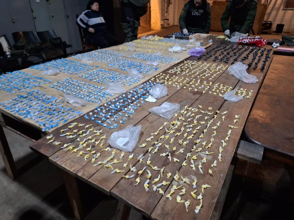 detienen_a_un_hombre_que_comercializaba_droga_en_la_via_publica_2