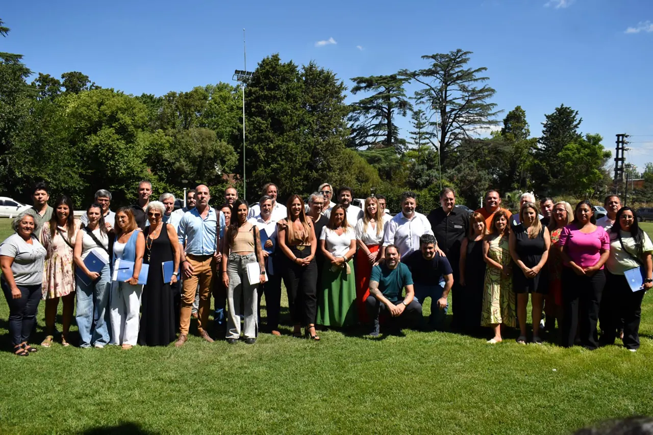 Mesa-contra-la-droga-en-Merlo