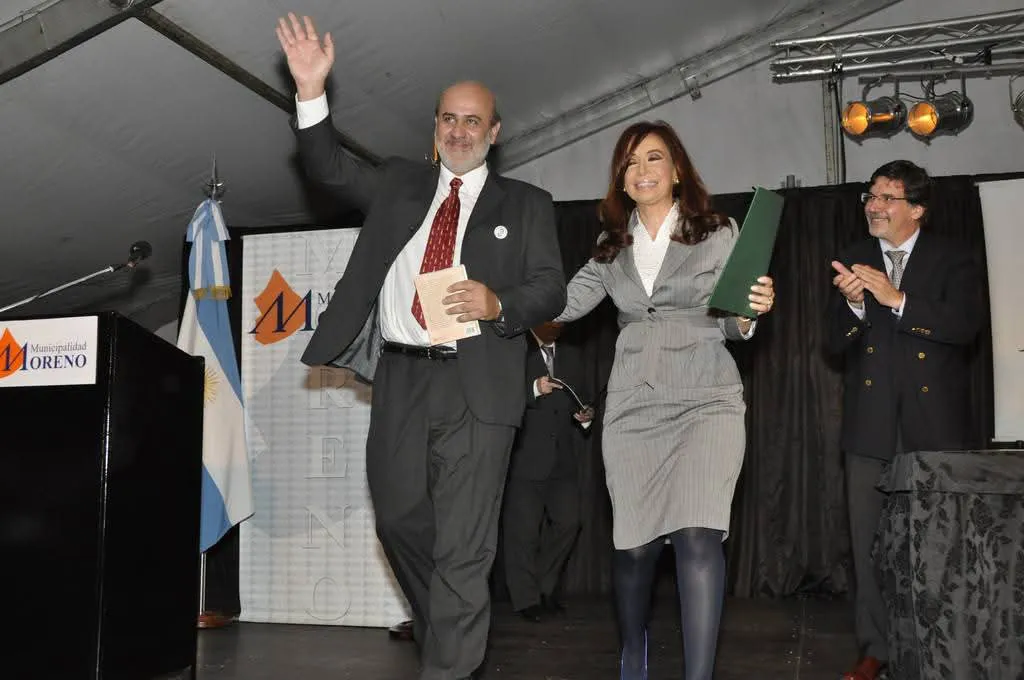 521ba603-22e5-4171-bc49-67102b8fa498